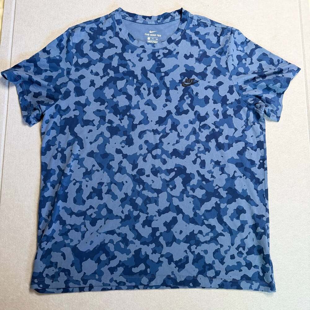 Nike The Nike Tee Men’s XXL Blue Camo Embroidered Logo T-Shirt